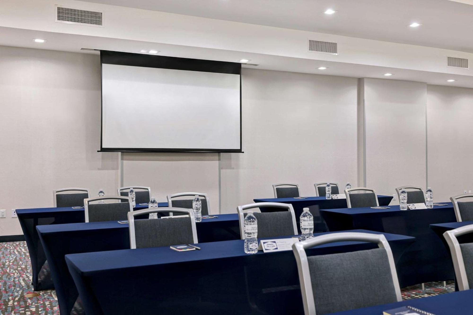 Hampton Inn & Suites Houston East Beltway 8, Tx Zewnętrze zdjęcie